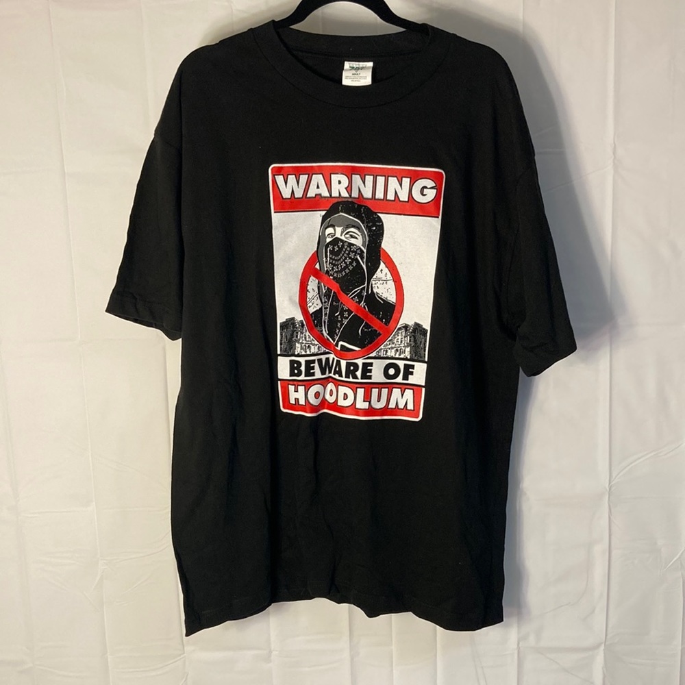 Beware of hoodlum XL black T-shirt